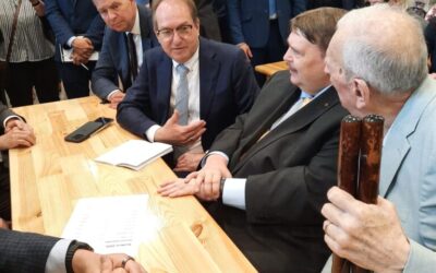 Begegnungen in der Messehalle